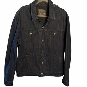 Levis Commuter Trucker Denim Jean Jacket